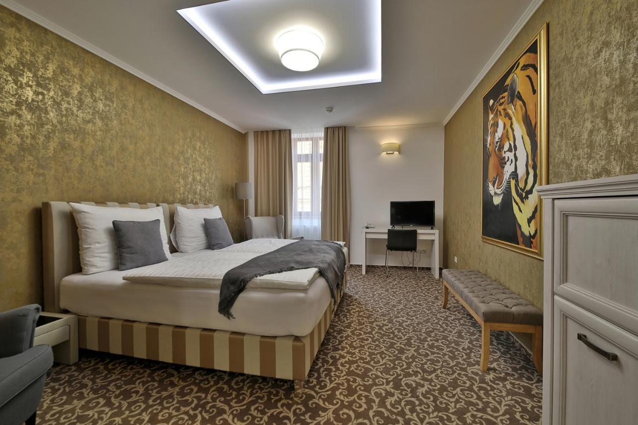 Hotel Pod Branou Bardejov Extérieur photo
