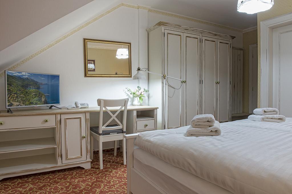 Hotel Pod Branou Bardejov Chambre photo
