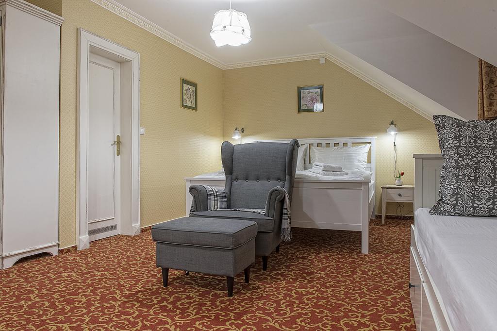 Hotel Pod Branou Bardejov Chambre photo